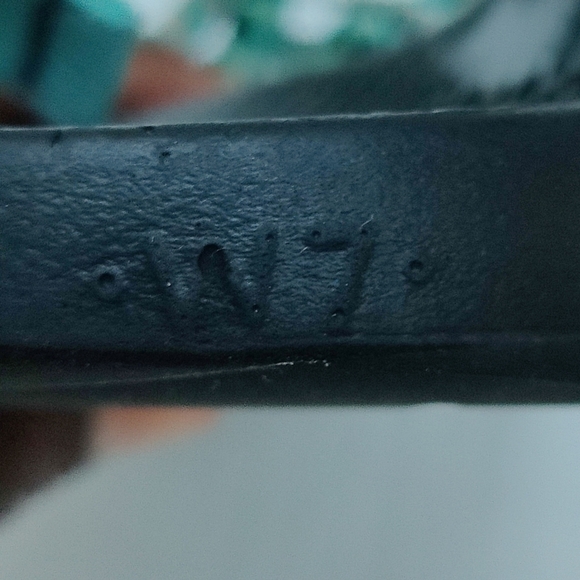 Chaco Women's Z/2 Classic Brocade Pine Sandals Size 7 - Picture 7 of 7